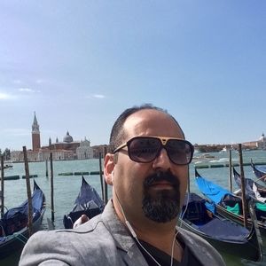 Meet your Posher, Karim